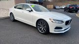 Used 2018 Volvo S90 T5 Momentum w/ Convenience Package image 2