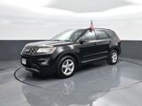 Used 2017 Ford Explorer XLT w/ Equipment Group 202A image 4