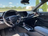 Used 2024 Chevrolet Trax RS w/ Sunroof Package image 2