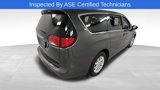 Used 2022 Chrysler Voyager LX image 3