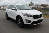 Used 2017 Kia Sorento EX image 4