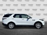 Used 2019 Land Rover Discovery SE image 3