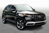 Used 2023 Hyundai Venue SEL image 2