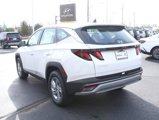 New 2025 Hyundai Tucson SE image 6