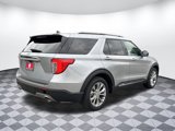 Used 2023 Ford Explorer Limited image 3
