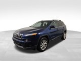 Used 2018 Jeep Cherokee Latitude Plus w/ Cold Weather Group image 2