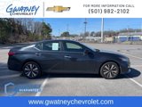 Used 2022 Nissan Altima 2.5 SV image 2