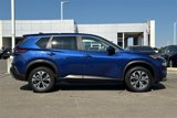 Used 2023 Nissan Rogue SV image 3