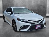 Used 2023 Toyota Camry SE image 3