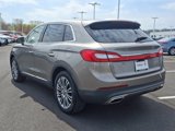 Used 2016 Lincoln MKX Reserve w/ Climate Package image 4