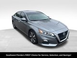 Used 2022 Nissan Altima 2.5 SV image 2