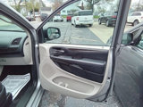 Used 2016 Dodge Grand Caravan SXT w/ UConnect Hands-Free Group image 4
