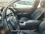 Used 2023 Toyota Camry SE image 4