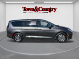 Certified 2022 Chrysler Pacifica Limited image 4