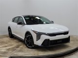 New 2025 Kia K4 GT-Line image 3