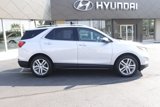 Used 2018 Chevrolet Equinox Premier image 2