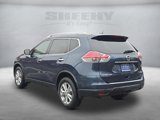 Used 2016 Nissan Rogue SV image 3