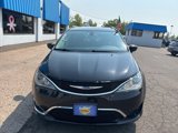 Used 2017 Chrysler Pacifica Touring-L image 3