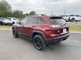 Used 2019 Jeep Cherokee Trailhawk image 6