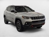 Used 2024 Jeep Compass Trailhawk image 3