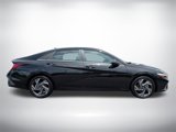 Used 2024 Hyundai Elantra Limited image 3