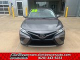 Used 2020 Toyota Camry XSE image 2