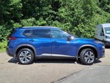 Used 2021 Nissan Rogue SV image 2