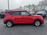 Used 2022 Kia Soul LX w/ Technology Package image 2