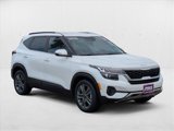 Used 2023 Kia Seltos S w/ Navigation Package image 3