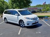 Used 2015 Toyota Sienna LE image 2