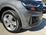 Used 2019 Audi Q8 Premium w/ Convenience Package image 3