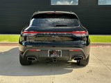 Certified 2022 Porsche Macan image 6