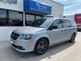 Used 2017 Dodge Grand Caravan GT image 2