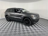 Used 2020 Jeep Grand Cherokee Altitude image 2