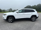 Used 2019 Jeep Cherokee Limited image 3