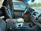 Used 2010 Toyota Tacoma 4x4 Double Cab image 2
