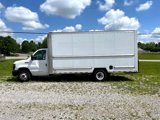 Used 2017 Ford E-350 and Econoline 350 Super Duty image 3