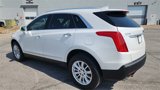 Used 2017 Cadillac XT5 FWD image 2