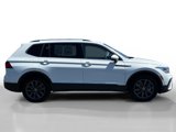 Used 2022 Volkswagen Tiguan SE image 6