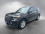 Certified 2022 Ford Explorer XLT image 3