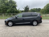 Used 2019 Chrysler Pacifica Touring-L image 5