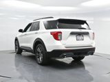 Used 2023 Ford Explorer XLT w/ Equipment Group 202A image 6