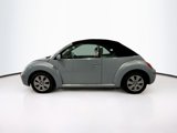 Used 2010 Volkswagen Beetle Convertible image 2