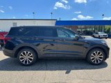 Certified 2022 Ford Explorer ST-Line image 3