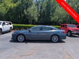 Used 2021 Toyota Avalon Limited image 2