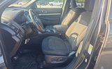 Used 2018 Ford Explorer XLT image 4