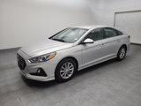 Used 2018 Hyundai Sonata SE image 2