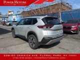 Used 2023 Nissan Rogue SV image 3