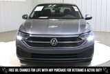 Used 2023 Volkswagen Jetta SE image 3