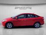 Used 2014 Ford Focus SE image 2